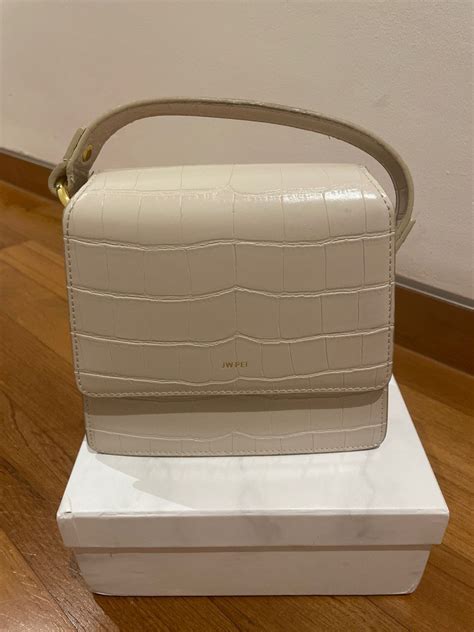 jw pei white bag